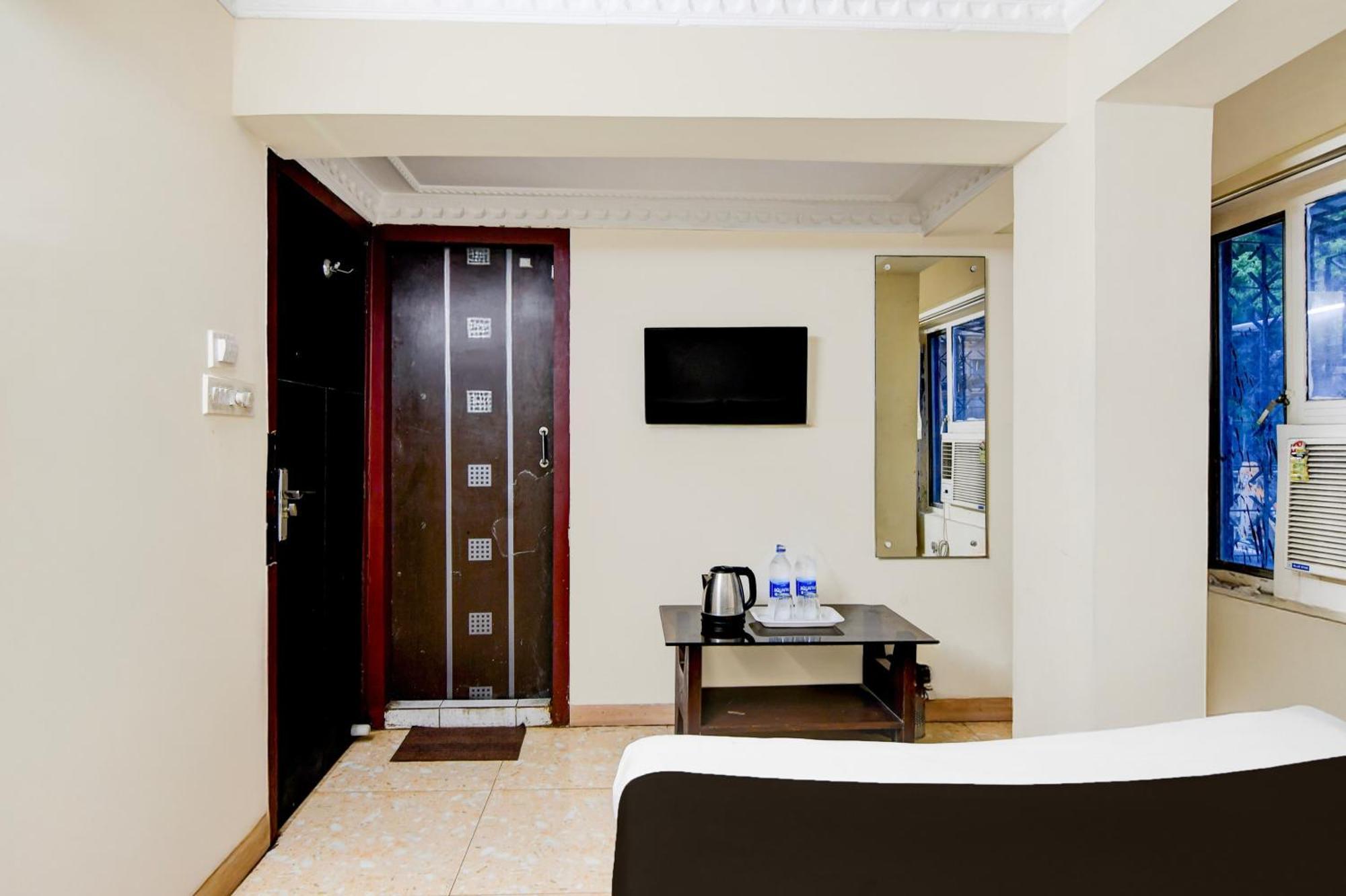 Super Hotel O Sarat Bose Road Formerly Shree Guest House Calcutá Exterior foto
