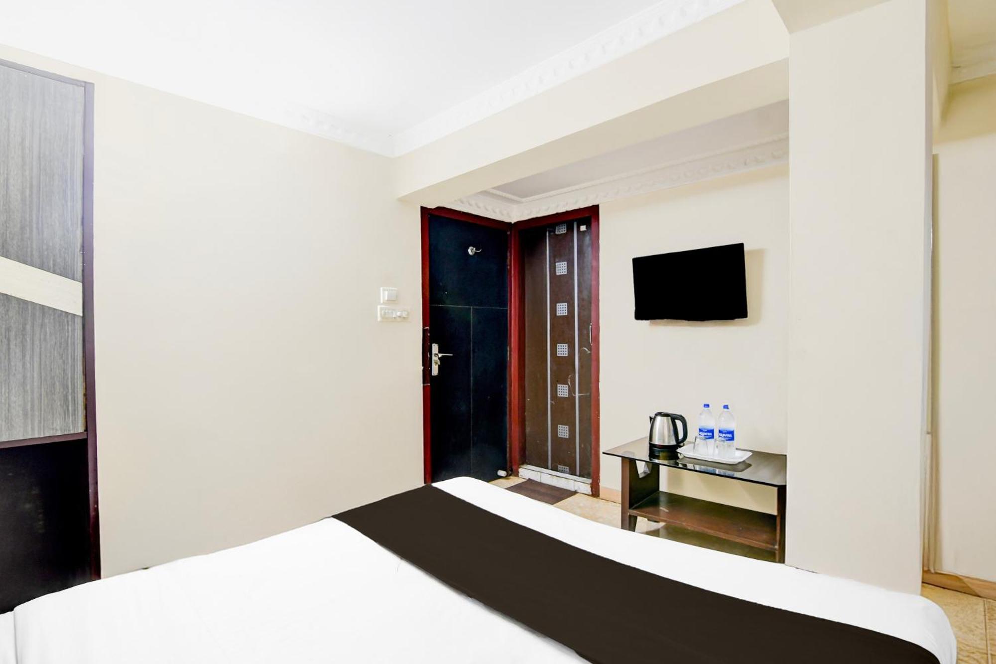 Super Hotel O Sarat Bose Road Formerly Shree Guest House Calcutá Exterior foto