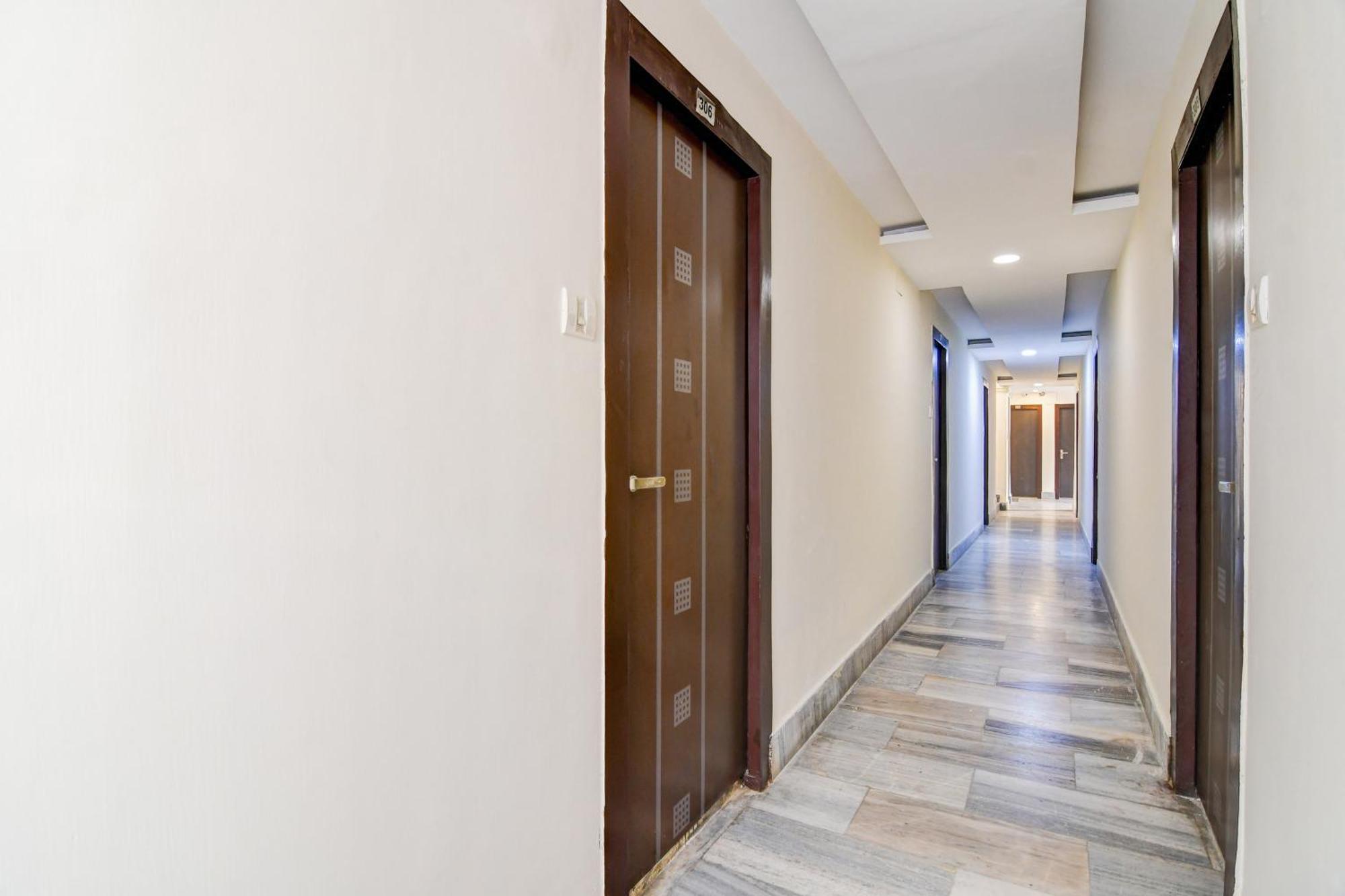 Super Hotel O Sarat Bose Road Formerly Shree Guest House Calcutá Exterior foto